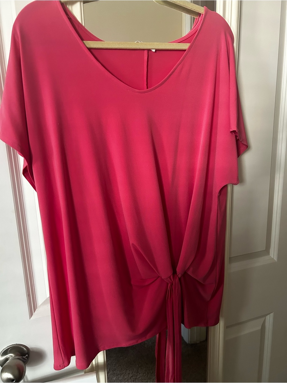 Women’s Pink Tie-Front Top